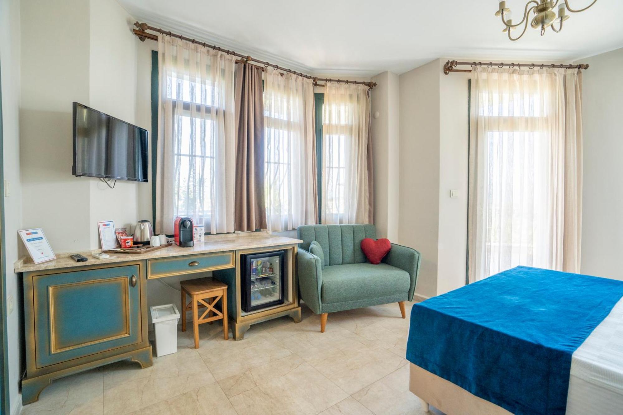 Villa Marine Hotel Акиака Екстериор снимка